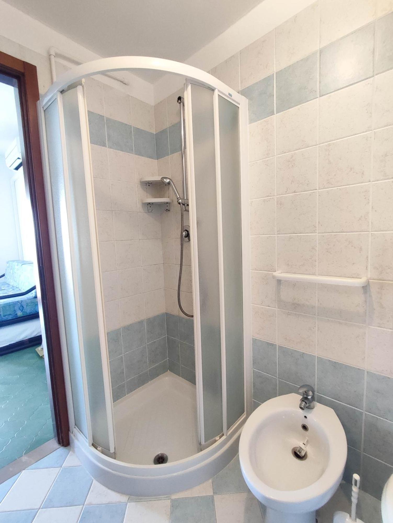 Apollo Fronte Mare Apartment ลิโดดิเยโซโล ภายนอก รูปภาพ
