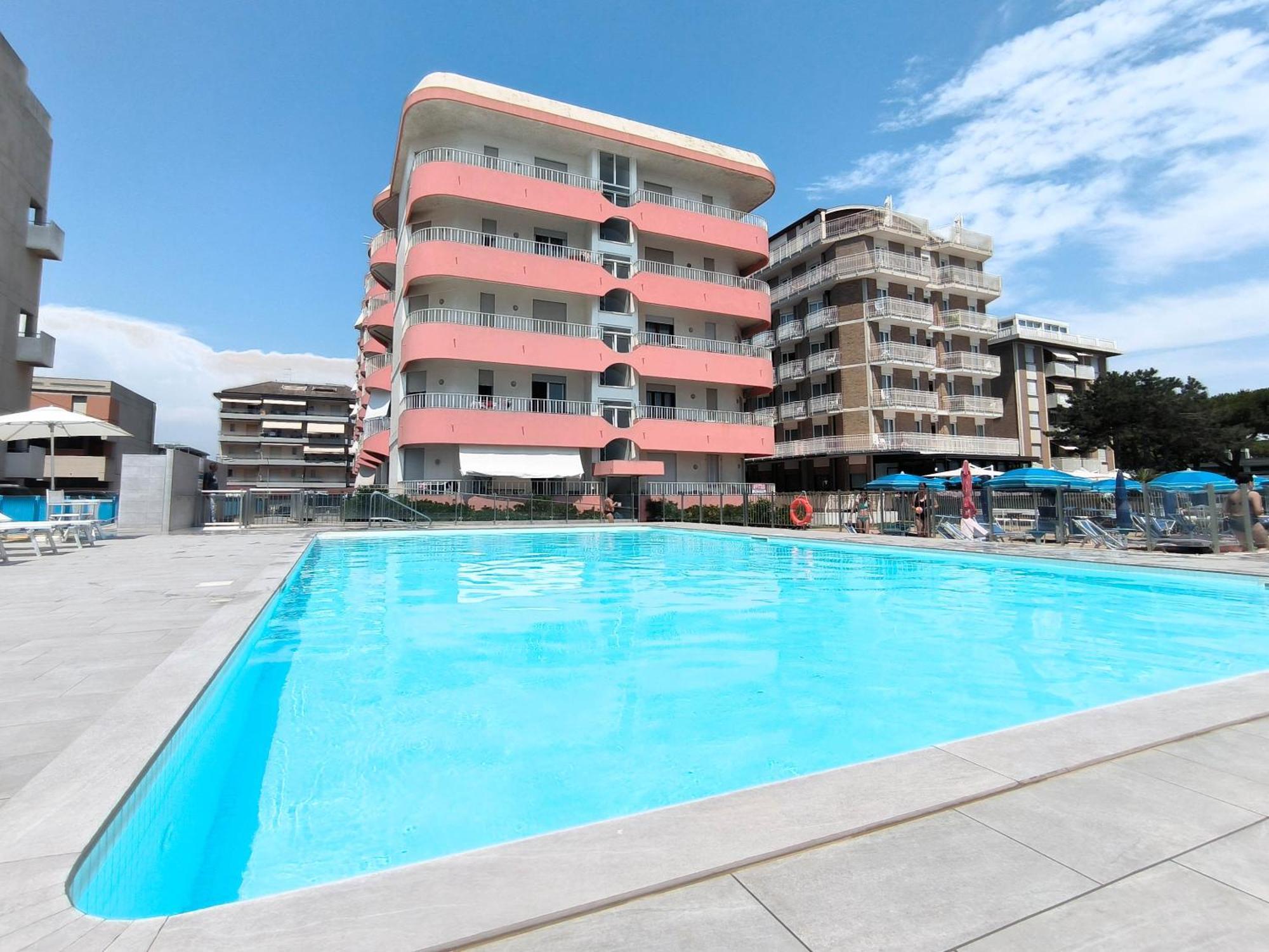 Apollo Fronte Mare Apartment ลิโดดิเยโซโล ภายนอก รูปภาพ